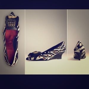 COPY - BURBERRY- Calfskin wedge shoes